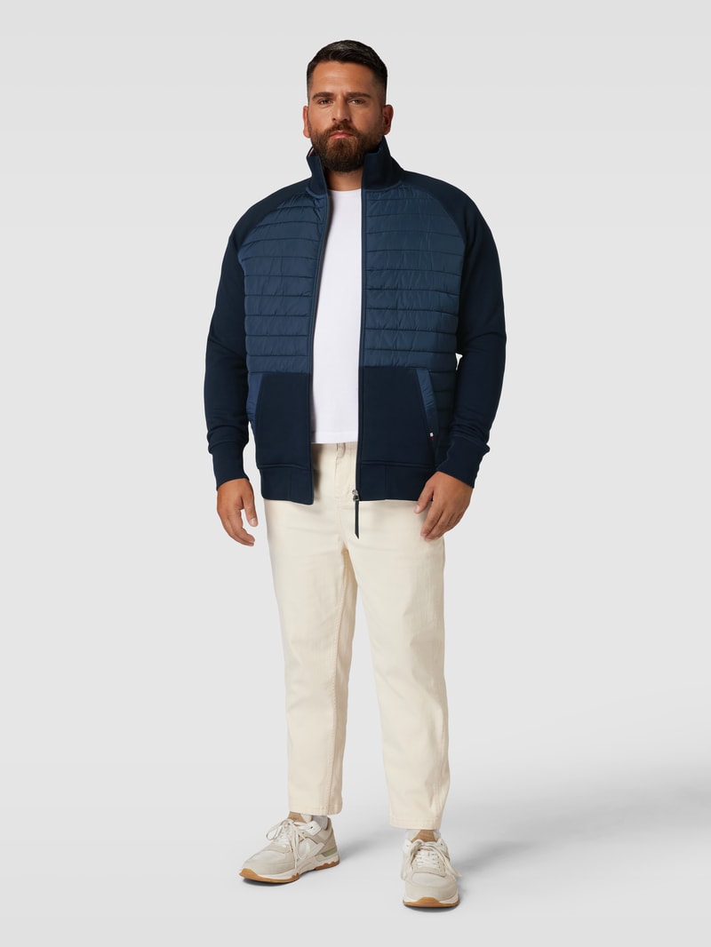 PLUS SIZE Steppjacke mit Stehkragen in marineblau