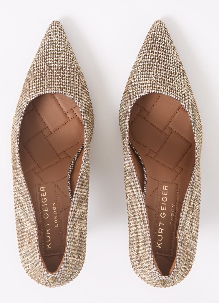 Kurt Geiger Kensington Flexi 85 -pumppu strassikivillä