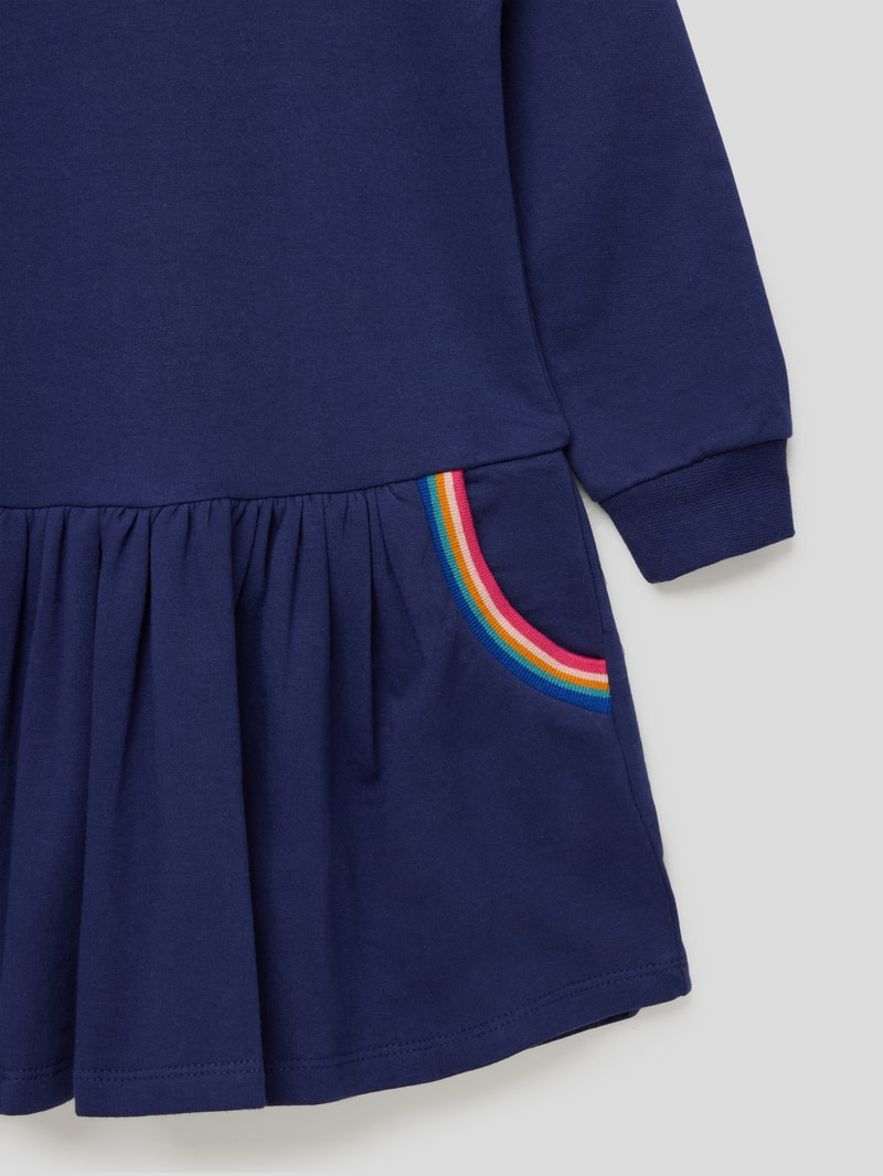 Sweatkleid mit Statement-Applikation in marineblau