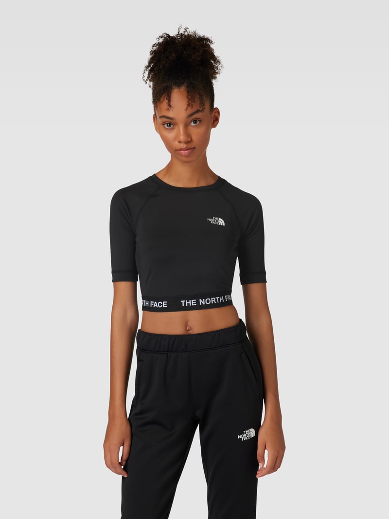 Cropped Longsleeve mit Label-Detail in schwarz
