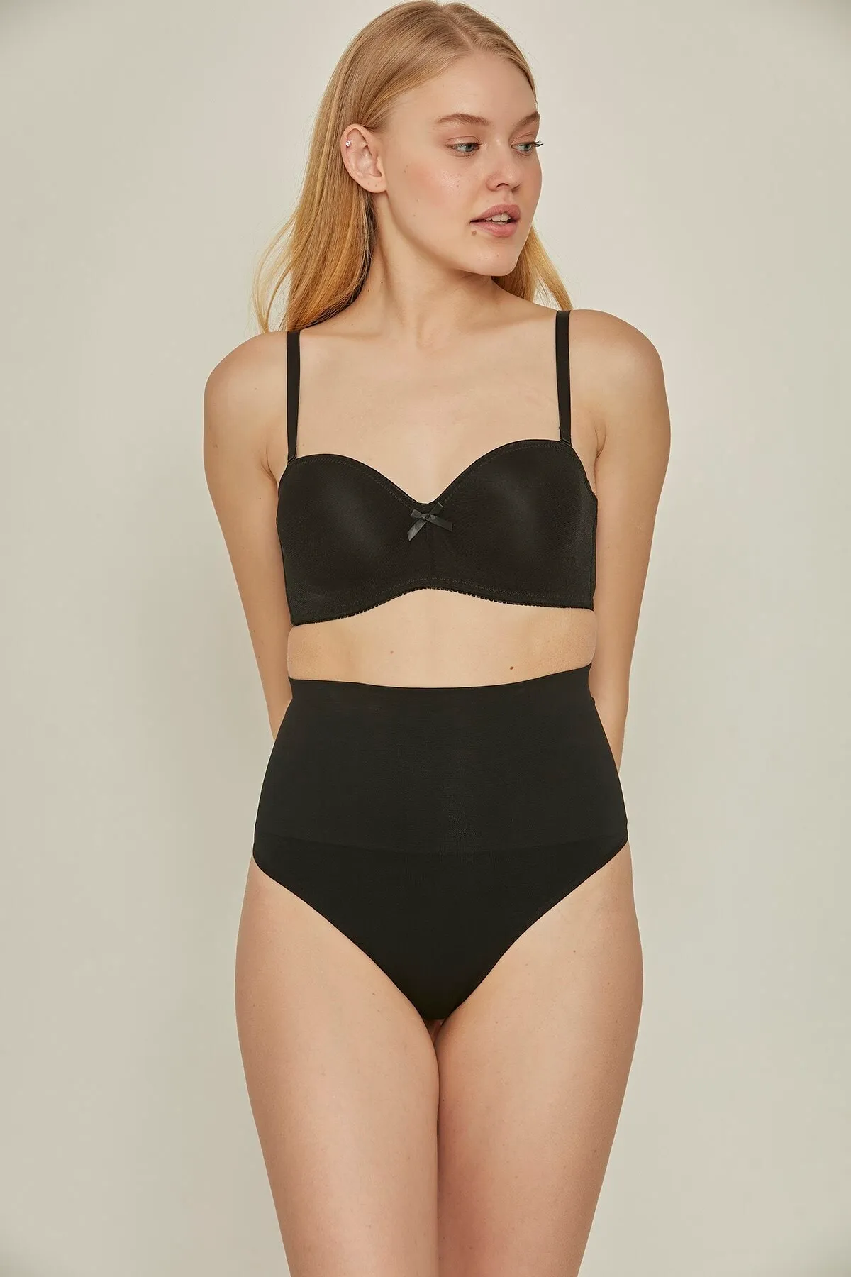 C&City  C12020 Doppelstring-Korsett Schwarz