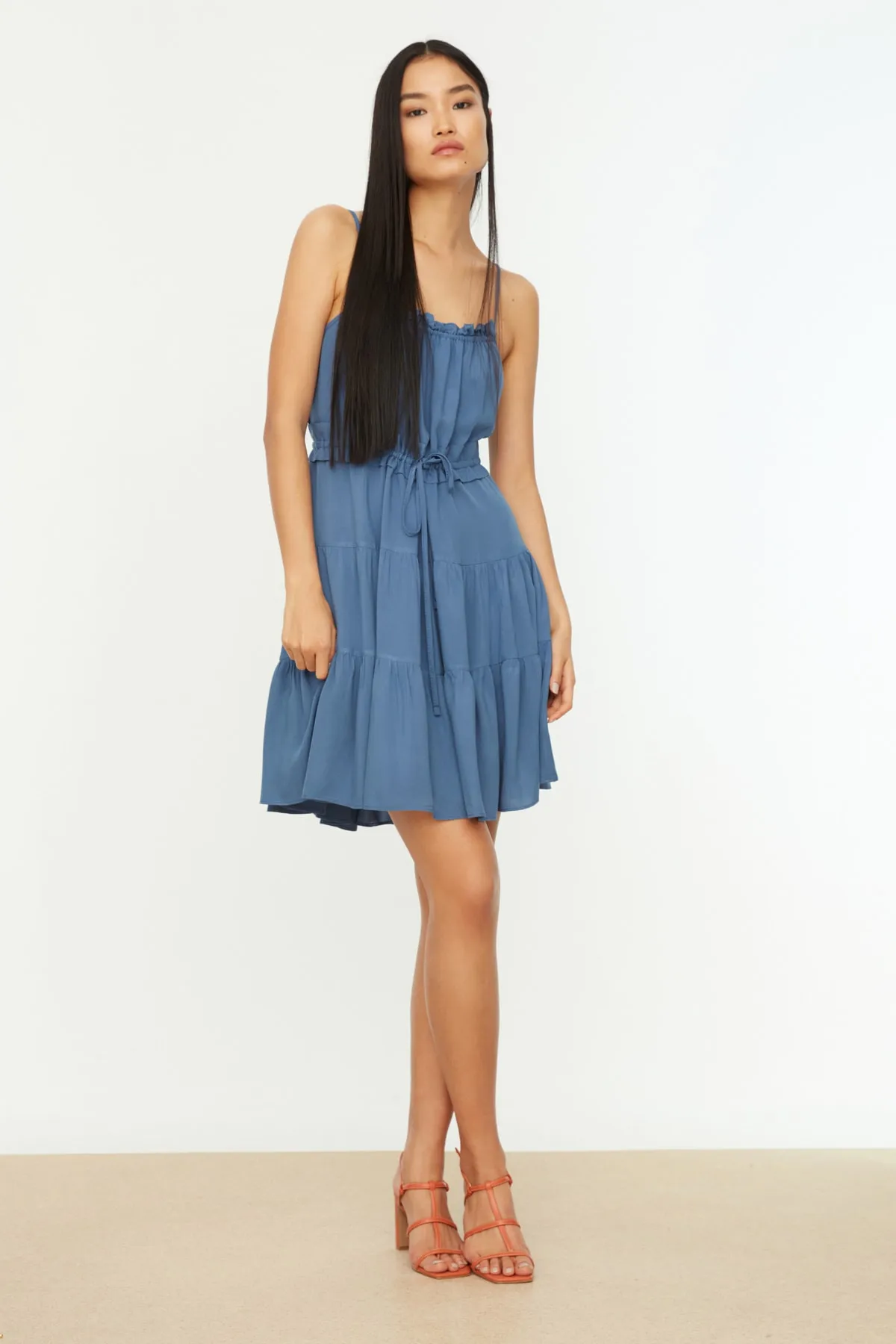 Trendyol Collection  Indigoblaues Mini-Kleid mit geraffter Taille, gewebt, gerafft, TWOSS20EL2679