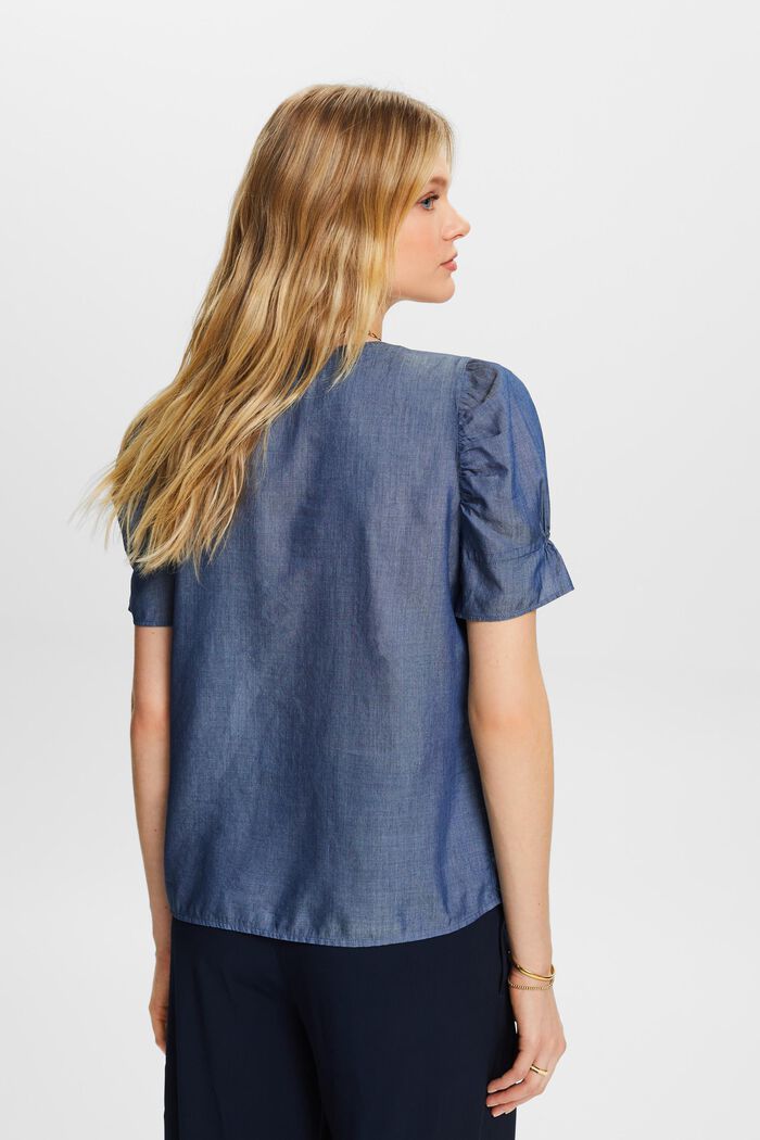 Blouses woven