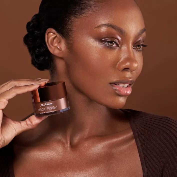 MAGIC FINISH Make-up Mousse Deep Teint