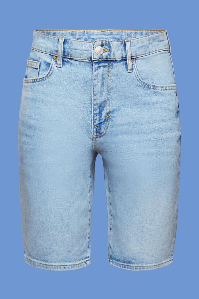 Lockere Jeansshorts in schmaler Passform