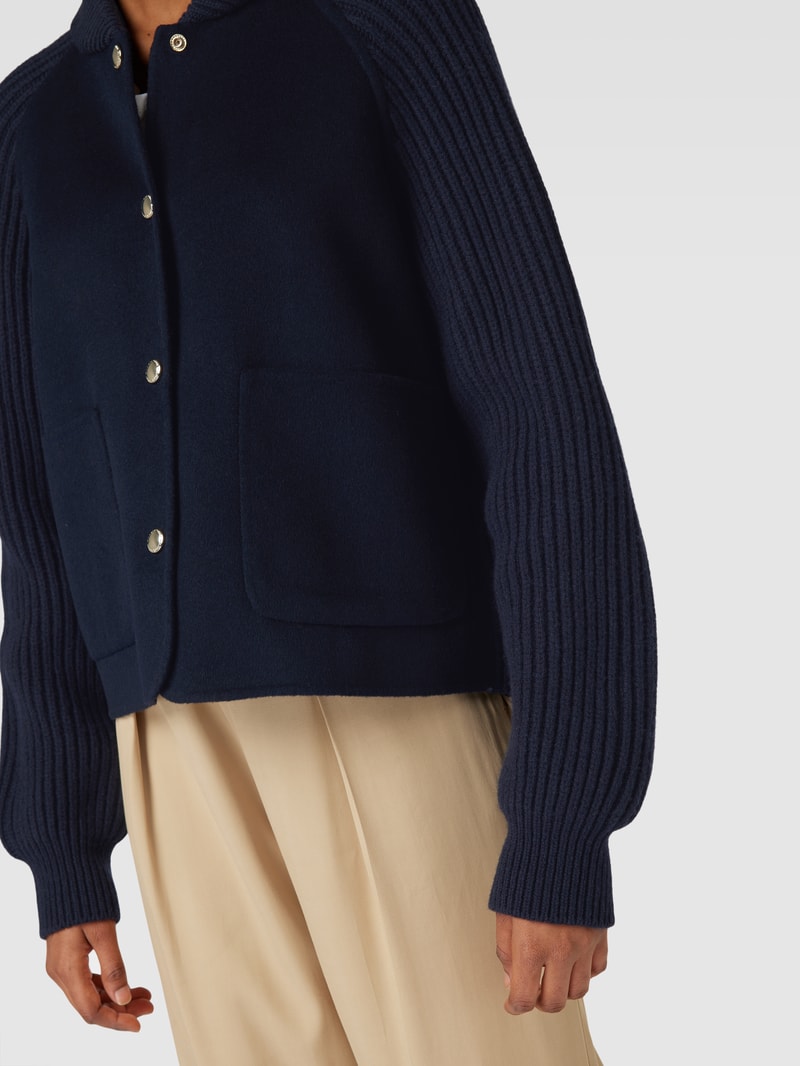 Wolljacke mit Eingrifftaschen in marineblau