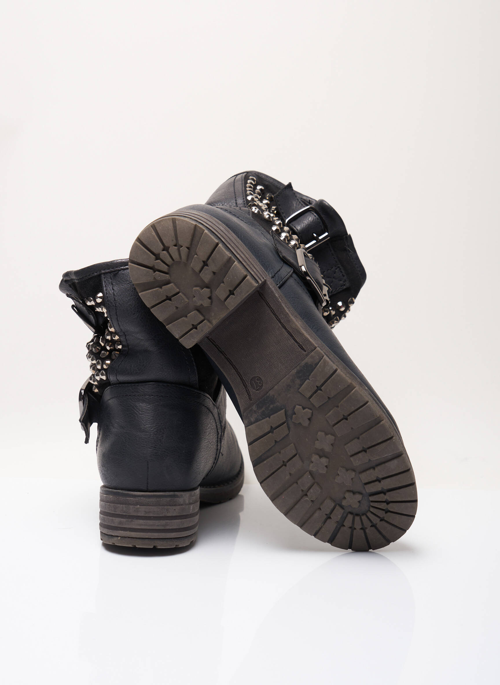 Sans Marque Bottines Femme couleur noir