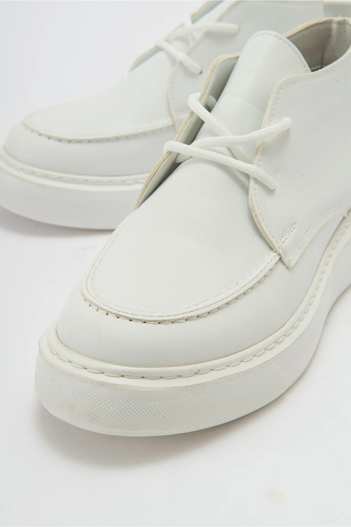 LuviShoes  VALVE White Skin Damenstiefel