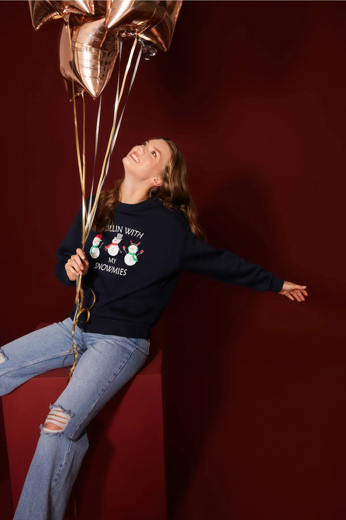 Trendyol Collection  Marineblaues bedrucktes Basic-Sweatshirt aus dickem Fleece innen TWOAW23SW00436