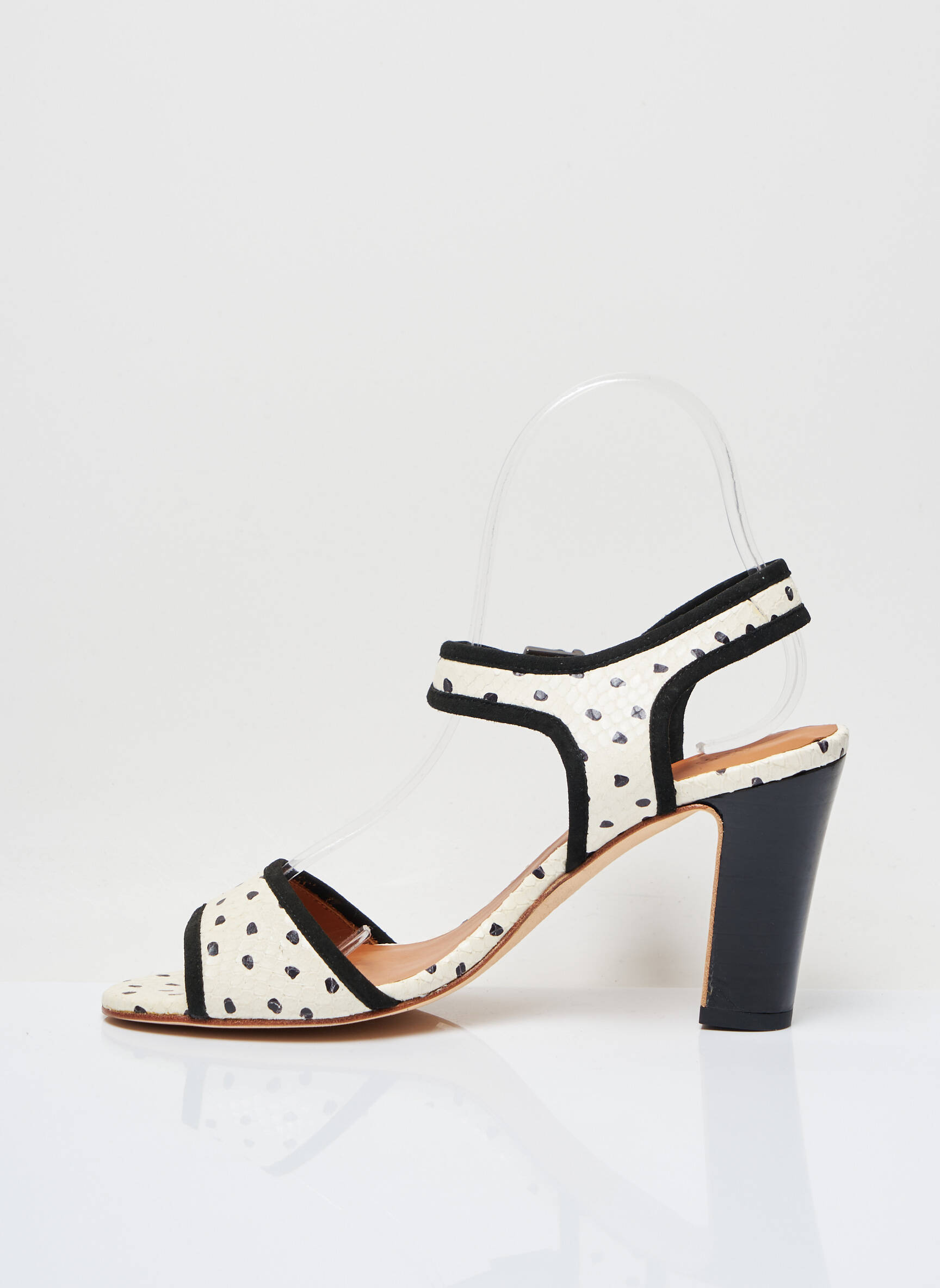 New Lovers Sandales Nu Pieds Femme couleur blanc