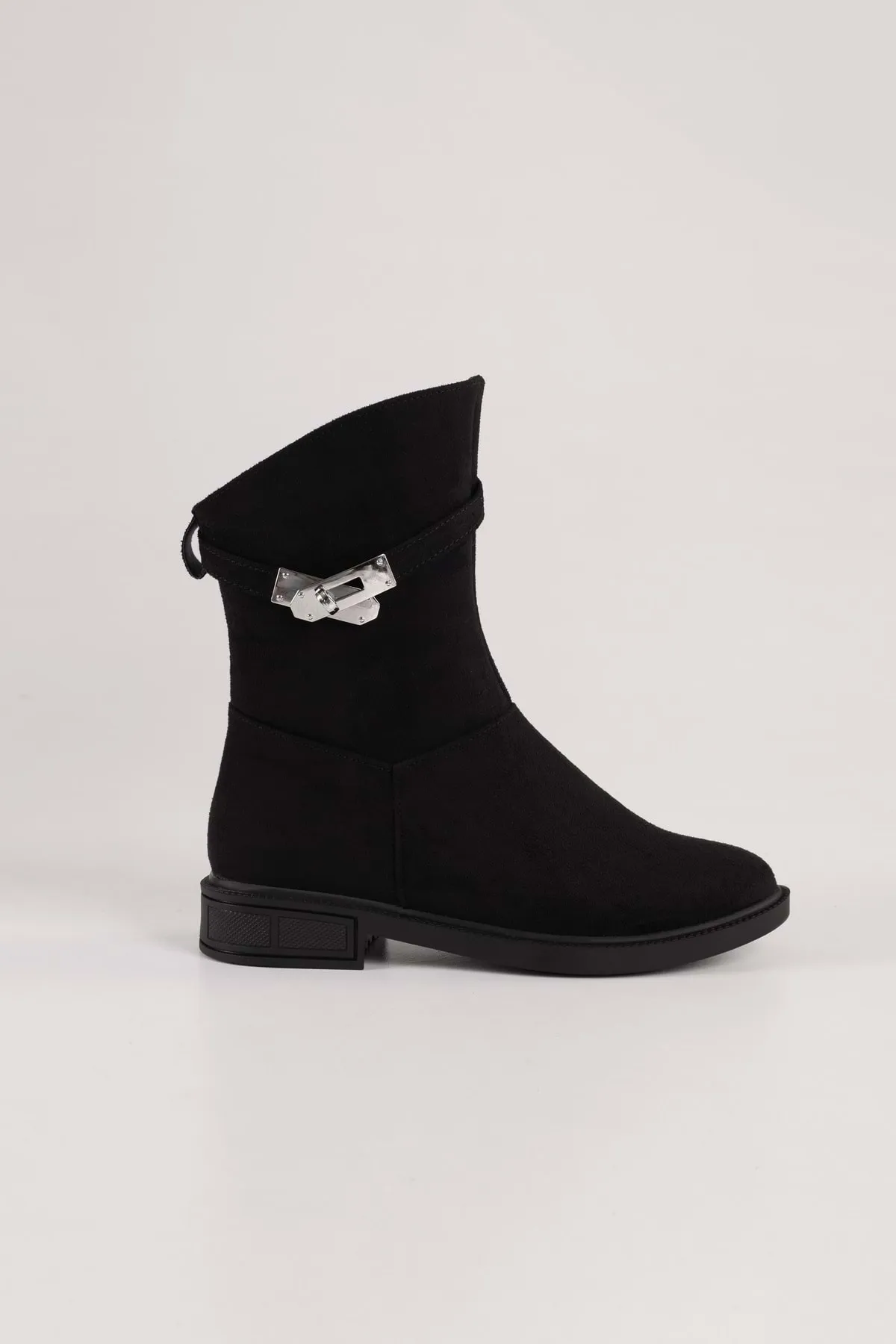 Shoeberry  Damen-Stiefel Mayslie aus schwarzem Wildleder mit flachem Absatz und Schnalle aus schwarzem Wildleder