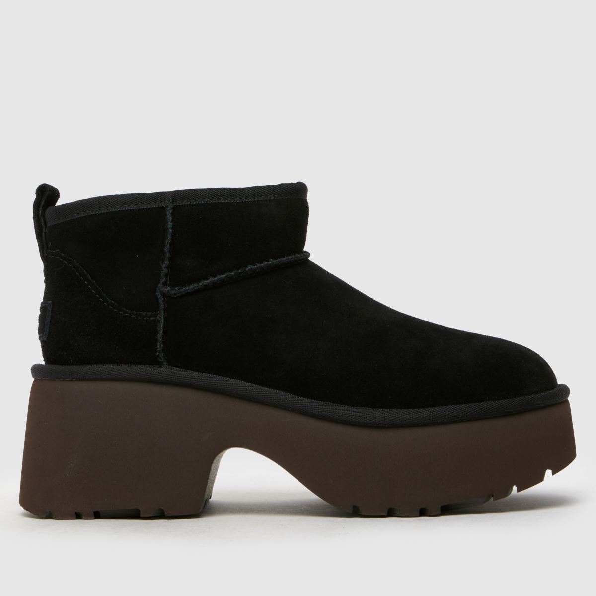UGG – Classic Ultra Mini – Svarta stövlar i New Heights