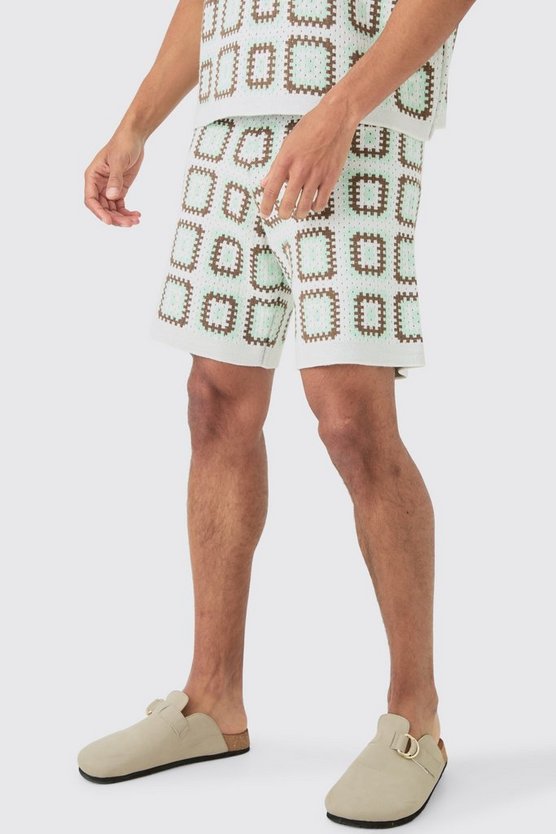 Lockere gehäkelte Shorts