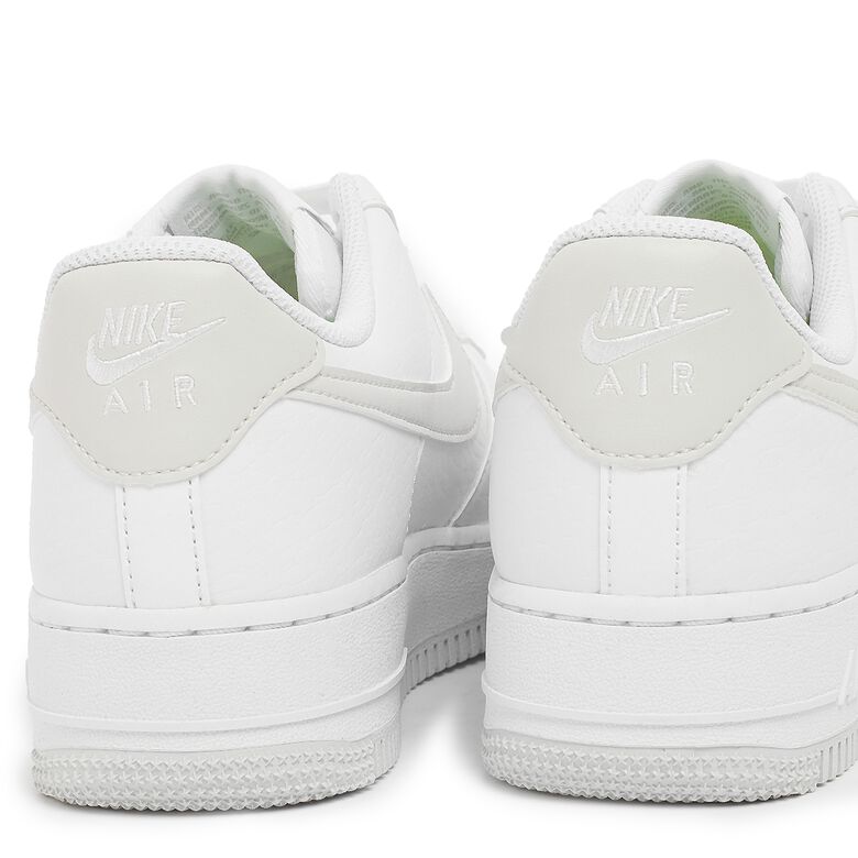 NIKE Air Force 1 '07 SE white/photon dust-white-volt