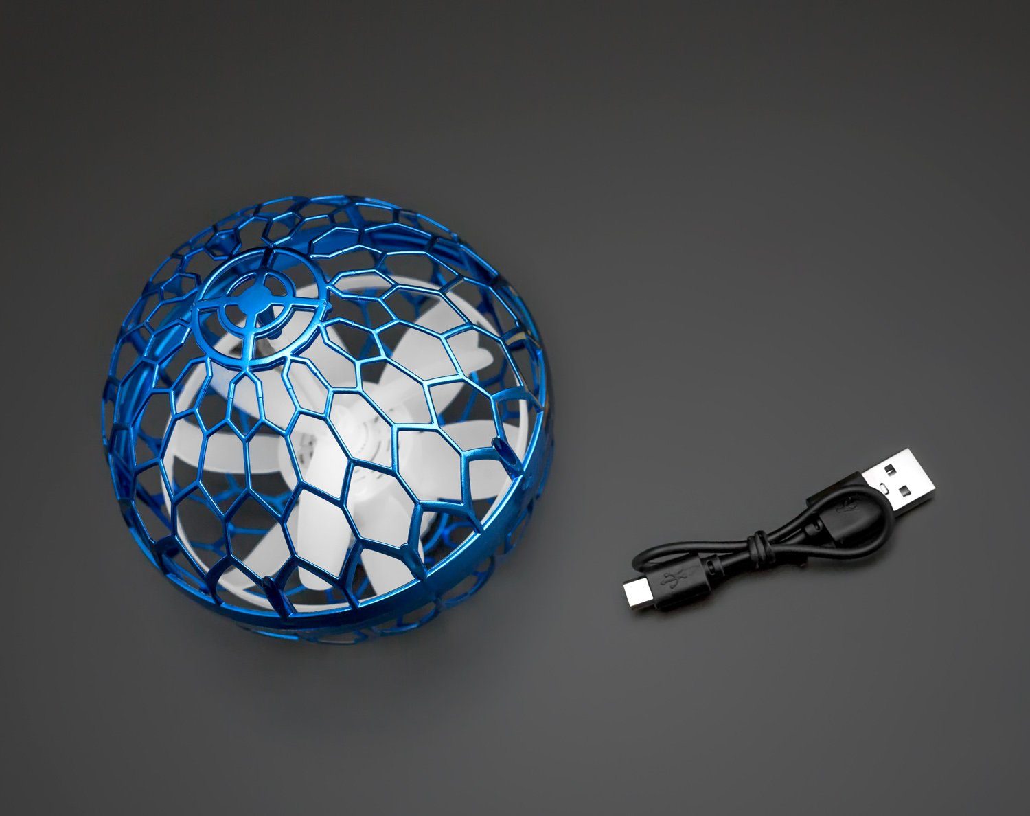 PRECORN Fliegender Leuchtball mit Lichteffekten Flying Ball Spielzeug Kinder Spielzeug-Drohne