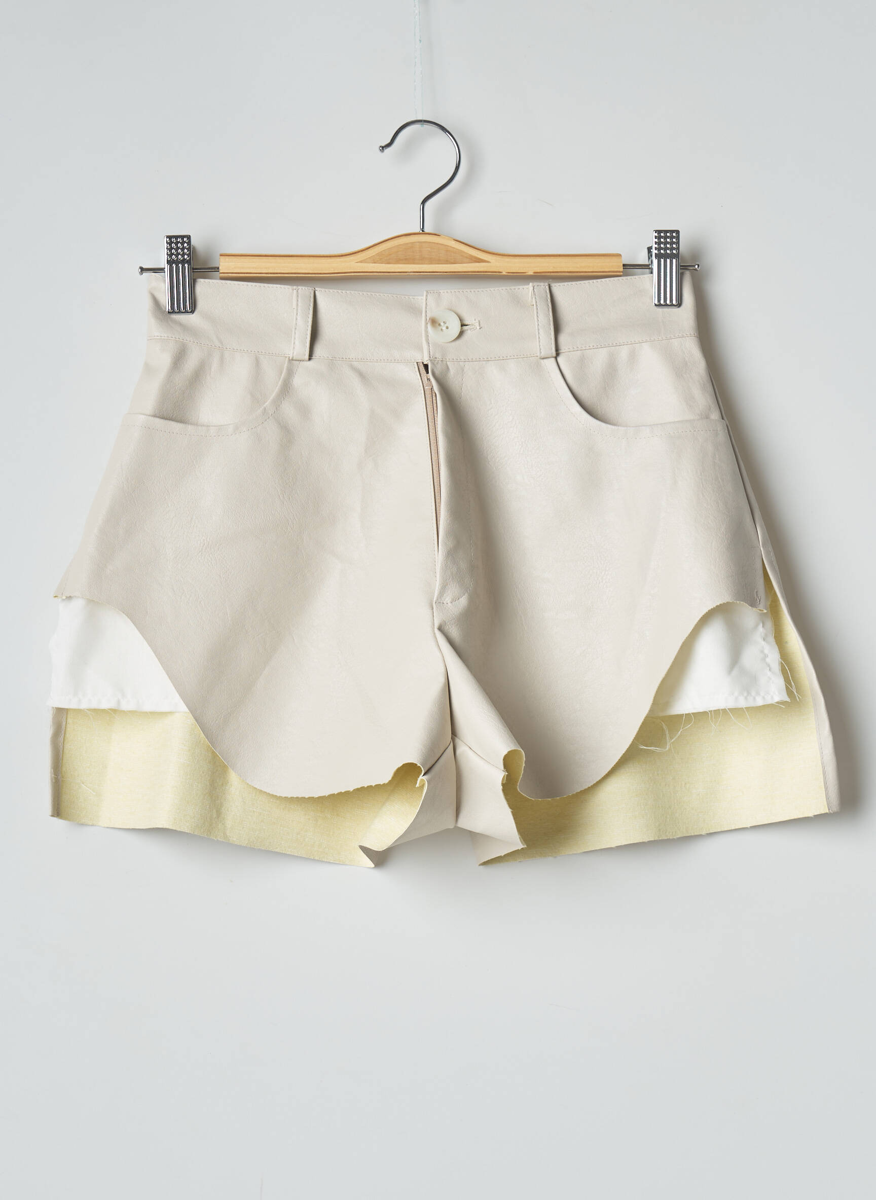 Storets Shorts 1 Femme couleur beige