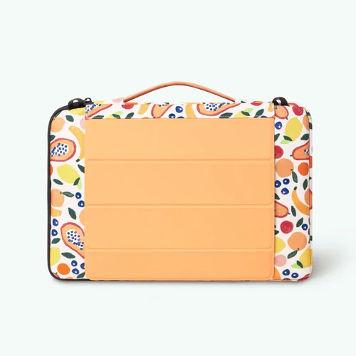 Lake Como 15/16 inch beige laptop sleeve