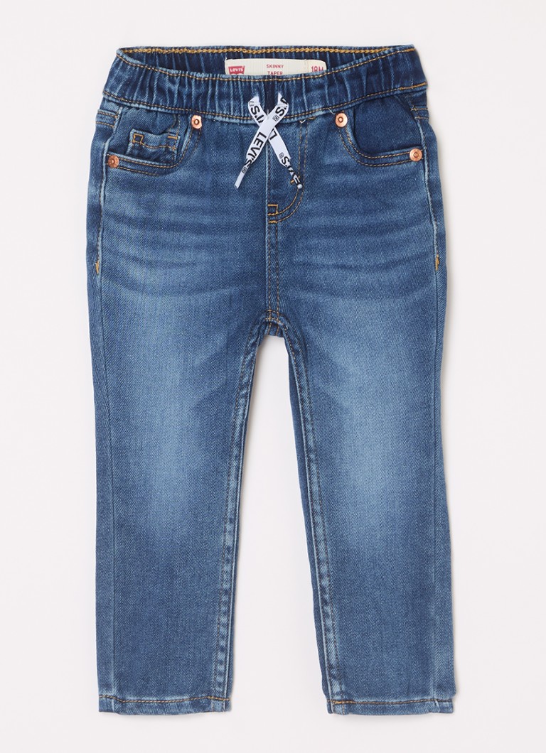 Calça jeans skinny Levi's em lavagem média