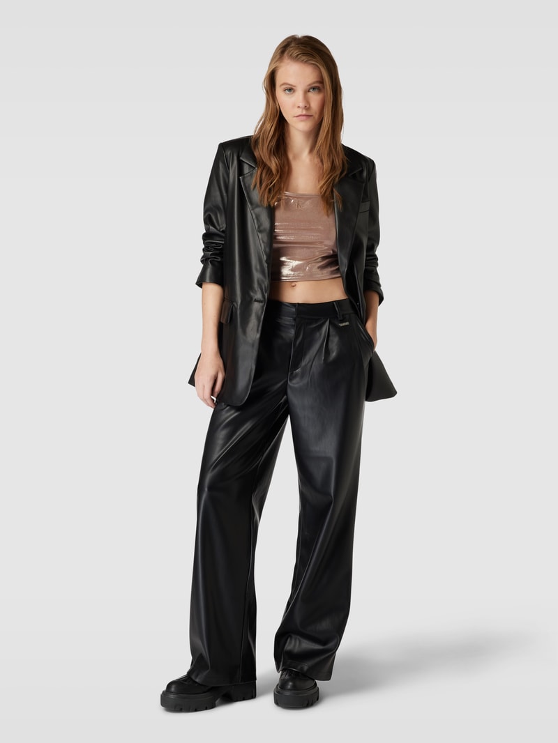 Crop Top in metallic in gold