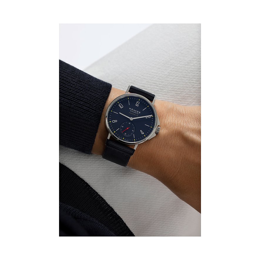 Nomos Glashütte Damenuhr neomatik Atlantik
