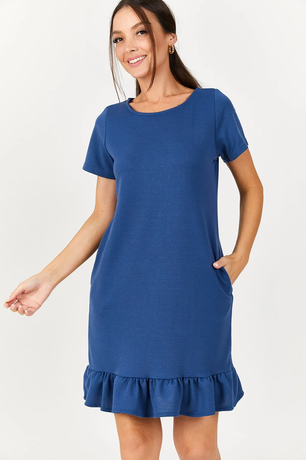 armonika  Indigofarbenes Kurzarmkleid mit sechs Rüschen für Damen ARM-20Y001032