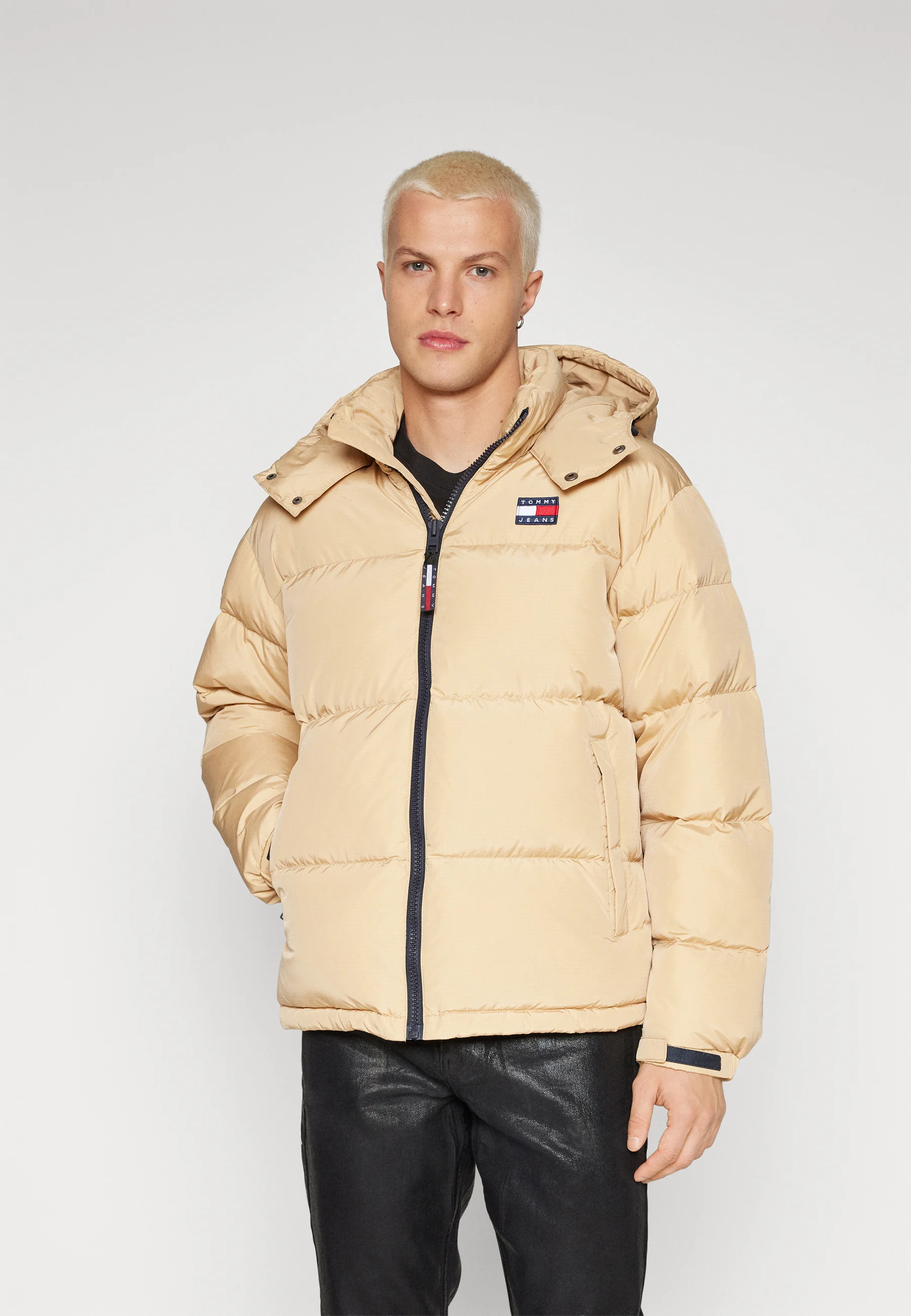 Tommy Jeans ALASKA - Chaqueta de plumas
