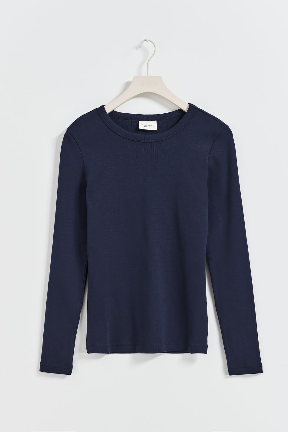 Basic long sleeve top