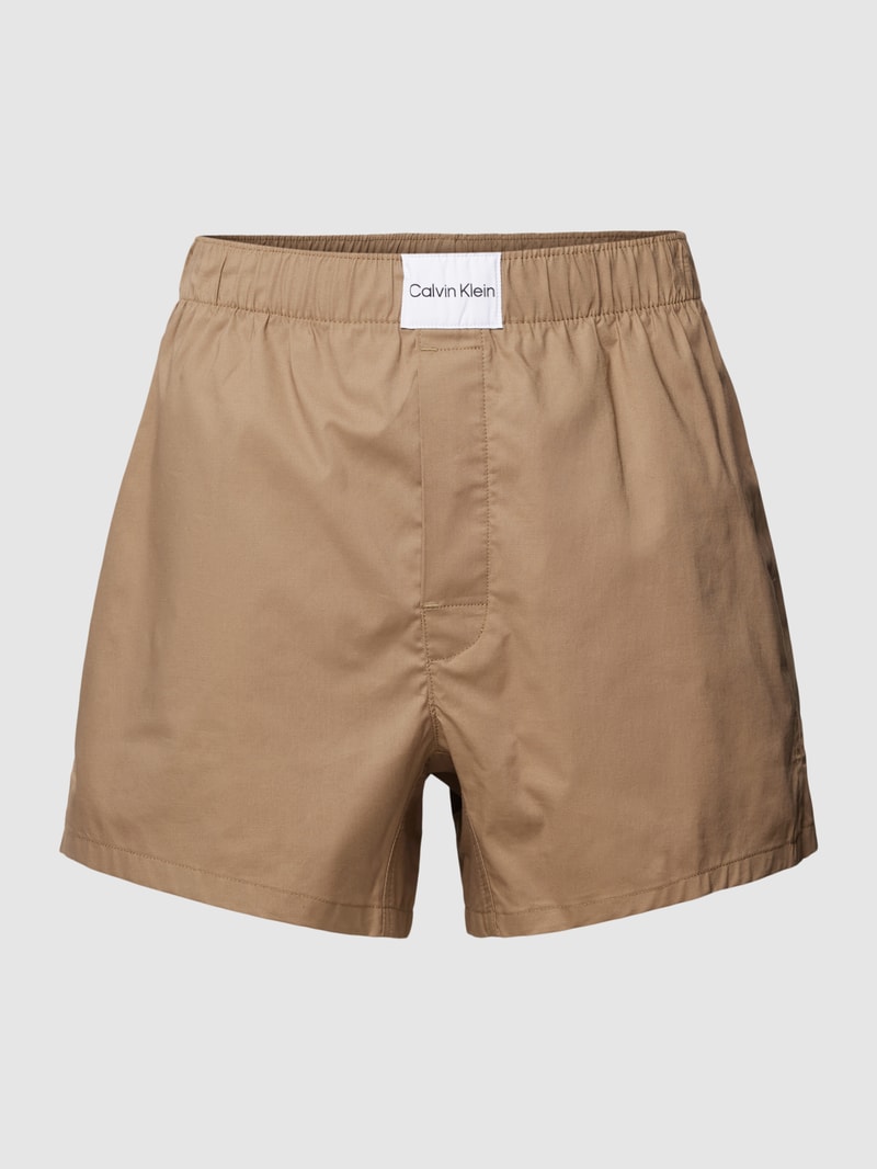 Pyjama-Shorts mit Label-Patch in taupe