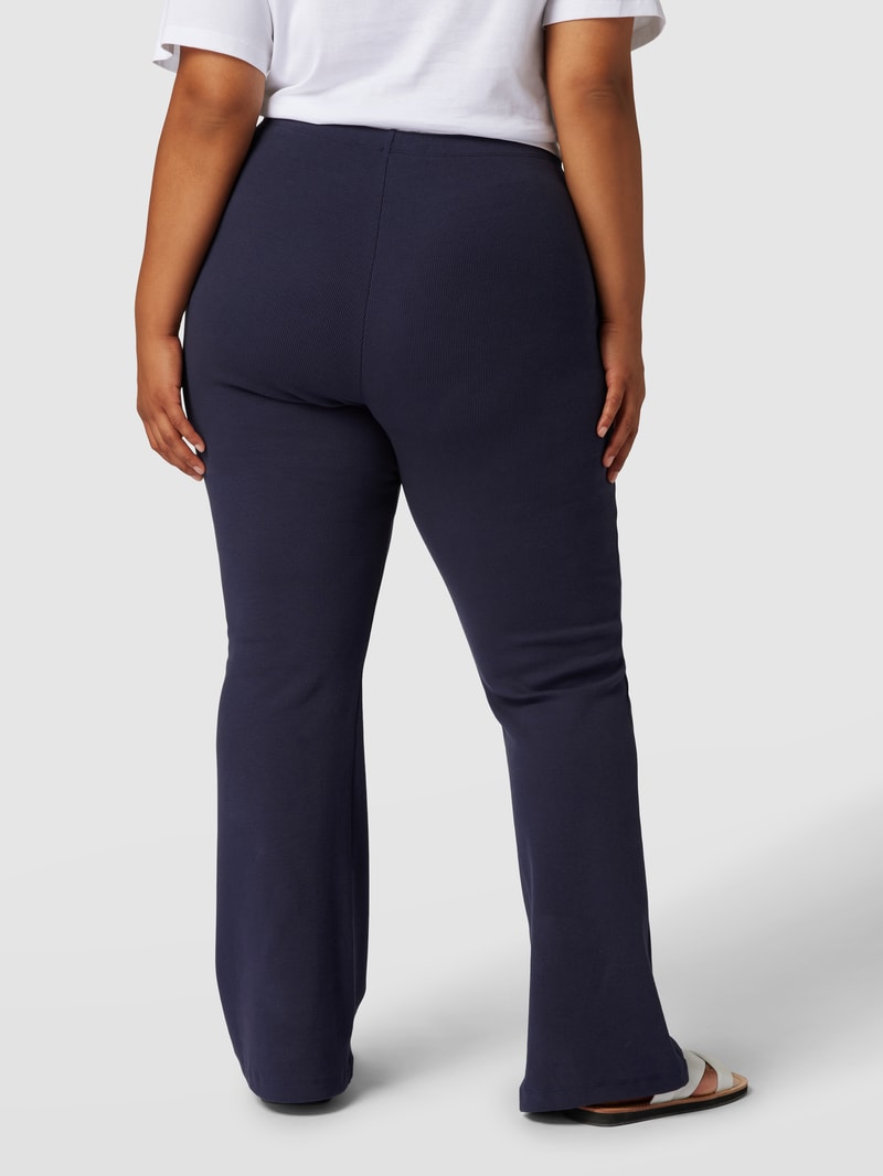 PLUS SIZE Sweathose mit Label-Patch Modell 