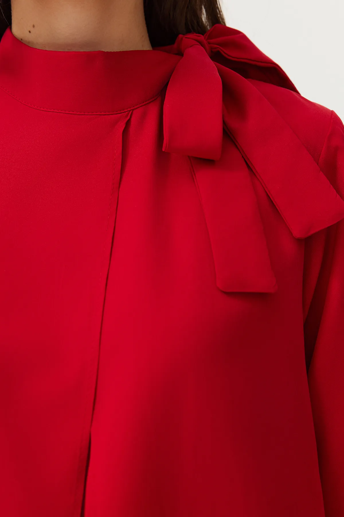Trendyol Modest  Burgunderfarbenes, gürtelloses, ungefüttertes Hijab-Kleid aus Frotteeviskose mit schlichtem Webmuster TCTSS23EB00283