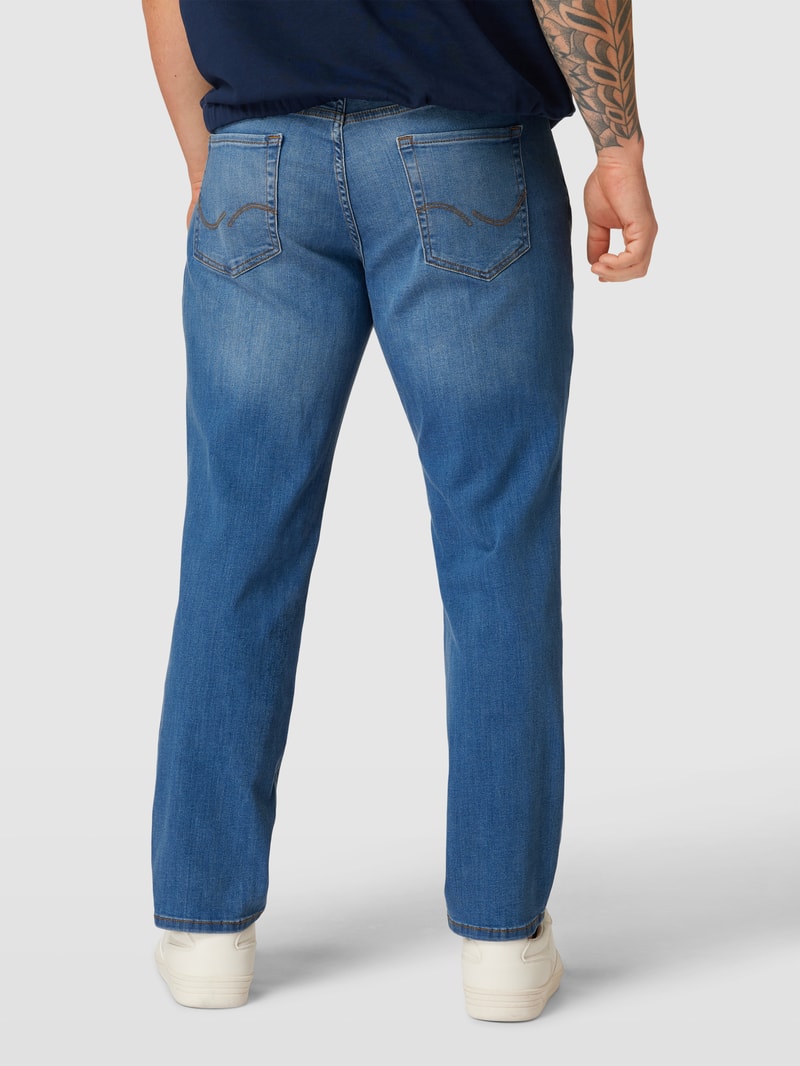 PLUS SIZE Jeans mit Label-Patch Modell 'GLENN' in jeans