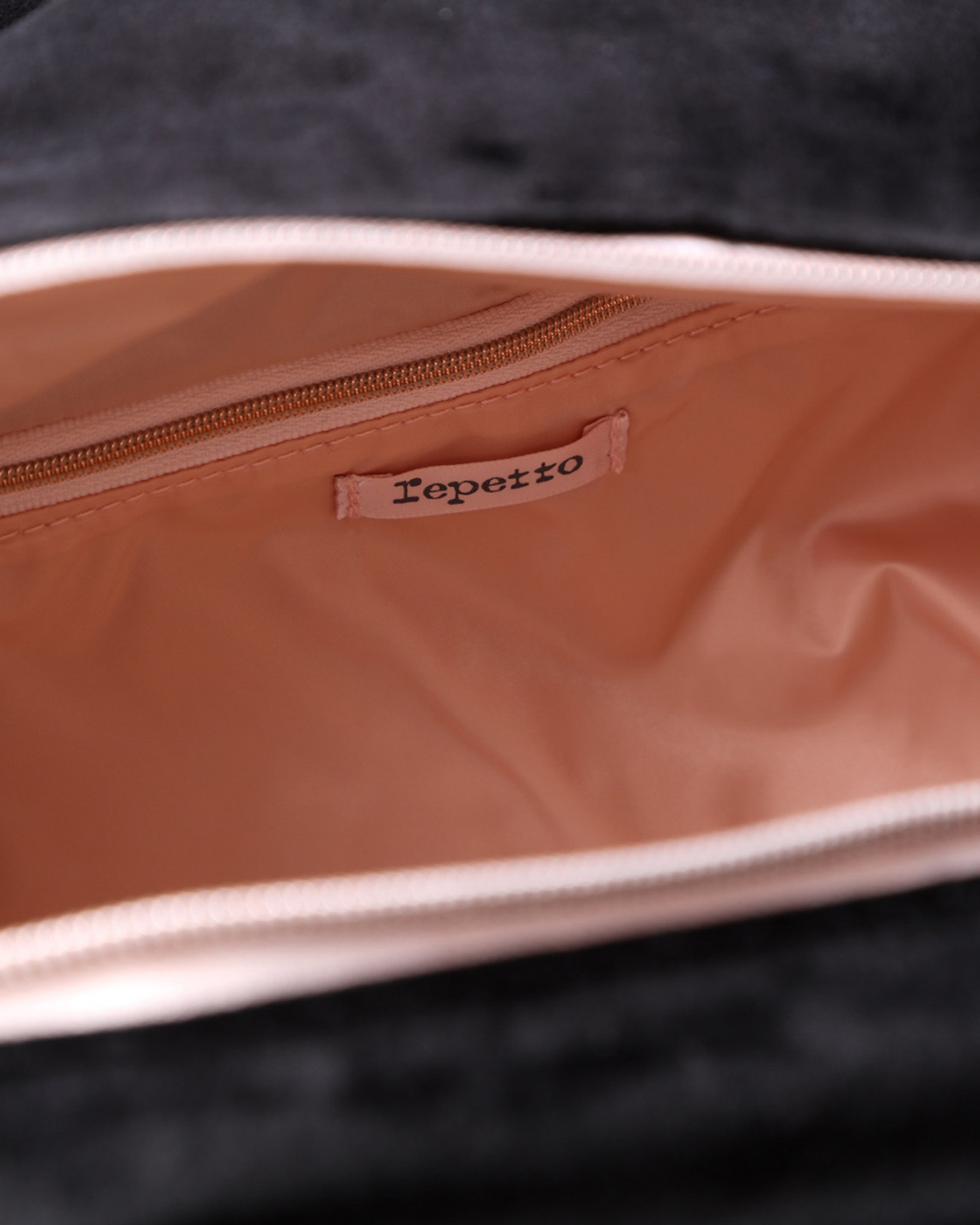 Velvet Duffle bag Size M