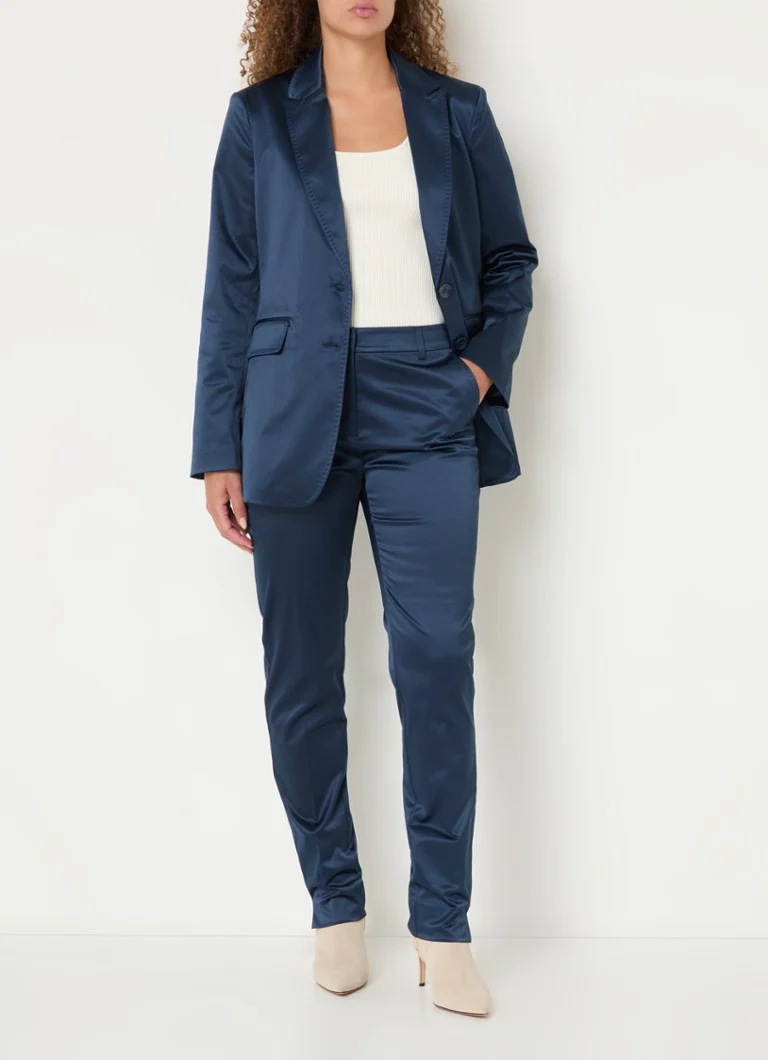 Pantaloni mulați din satin, cu talie înaltă, de culoare espresso, cu buzunare laterale.