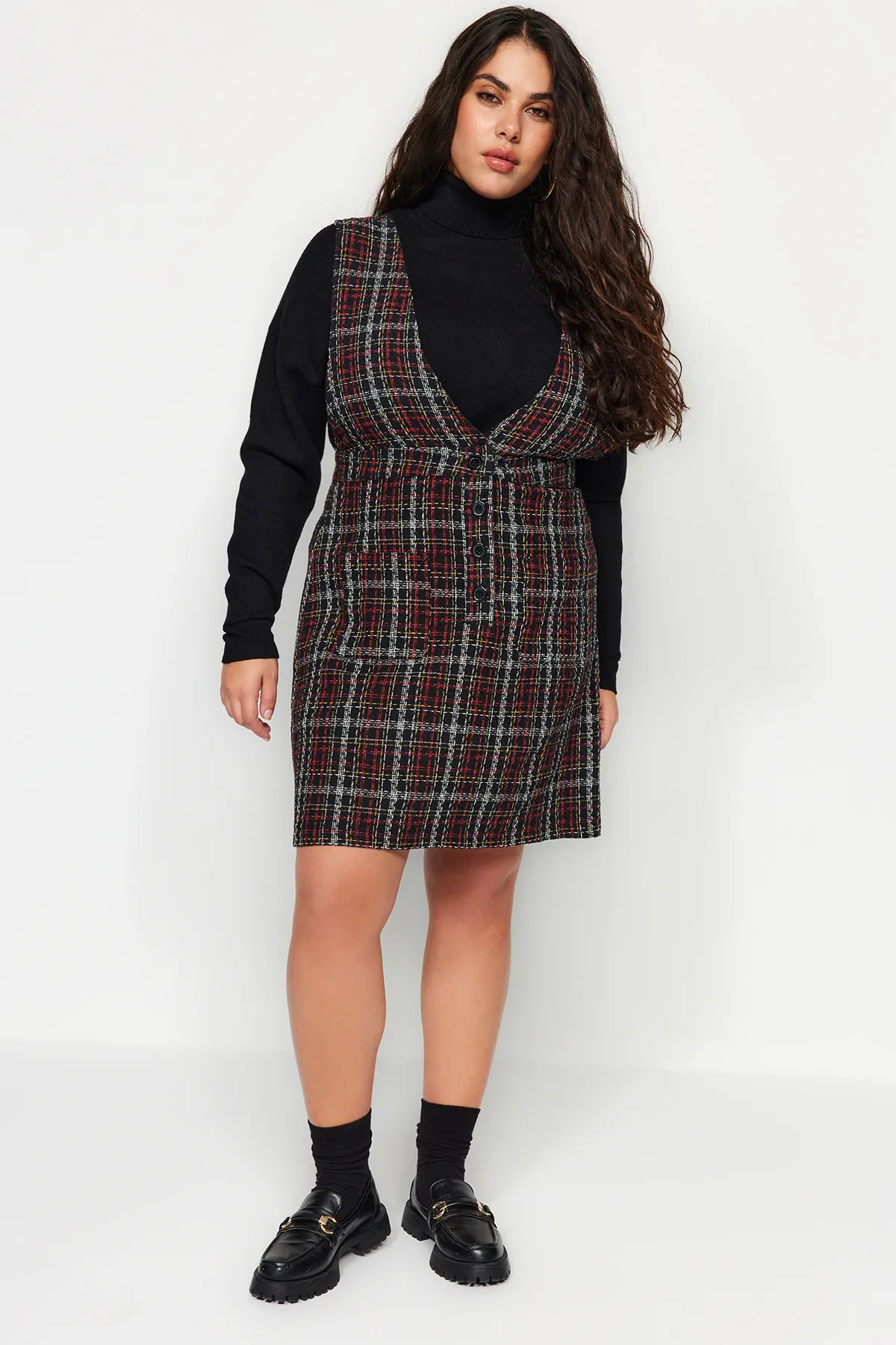 Trendyol Curve  Schwarzes Westenkleid aus Chenille TBBSS22EL00040