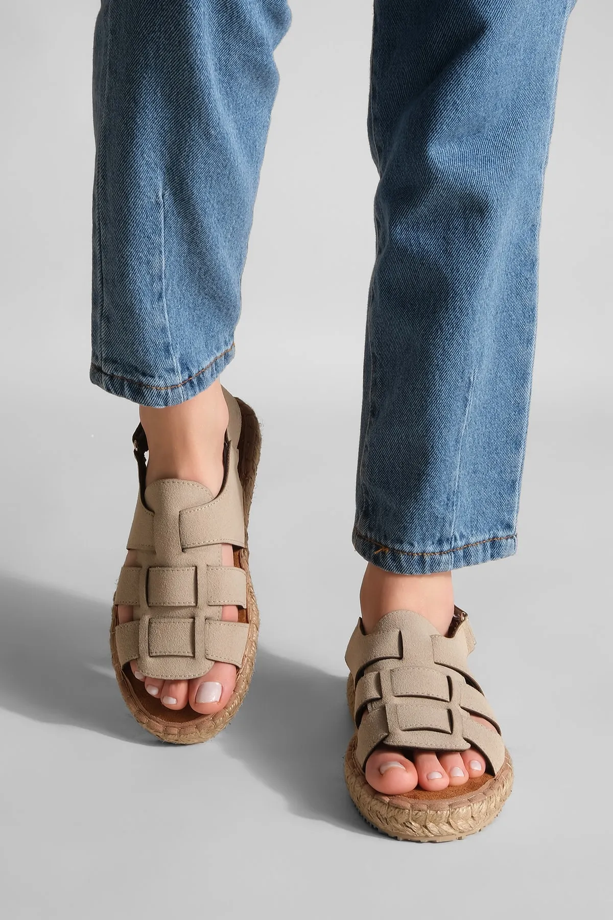Marjin  Damen Alltagssandalen Strohsohle Klettverschluss Kunle Beige