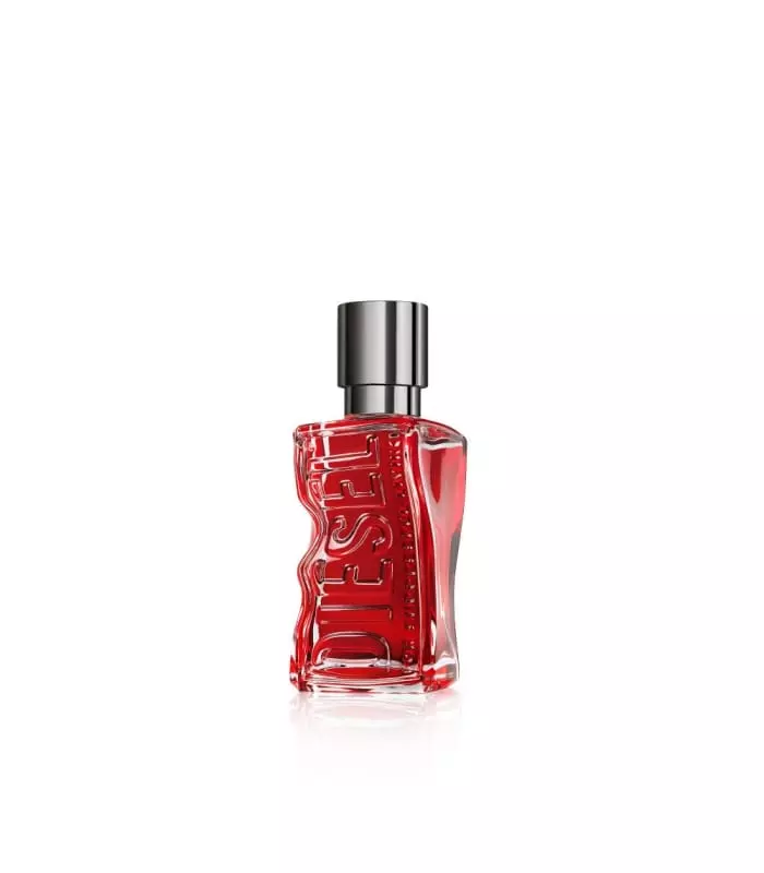 D RED Eau de Parfum Vaporisateur