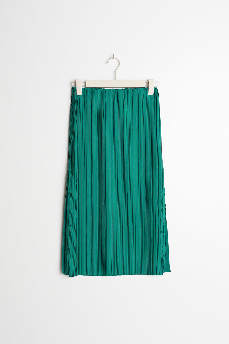 Izzy pleated skirt