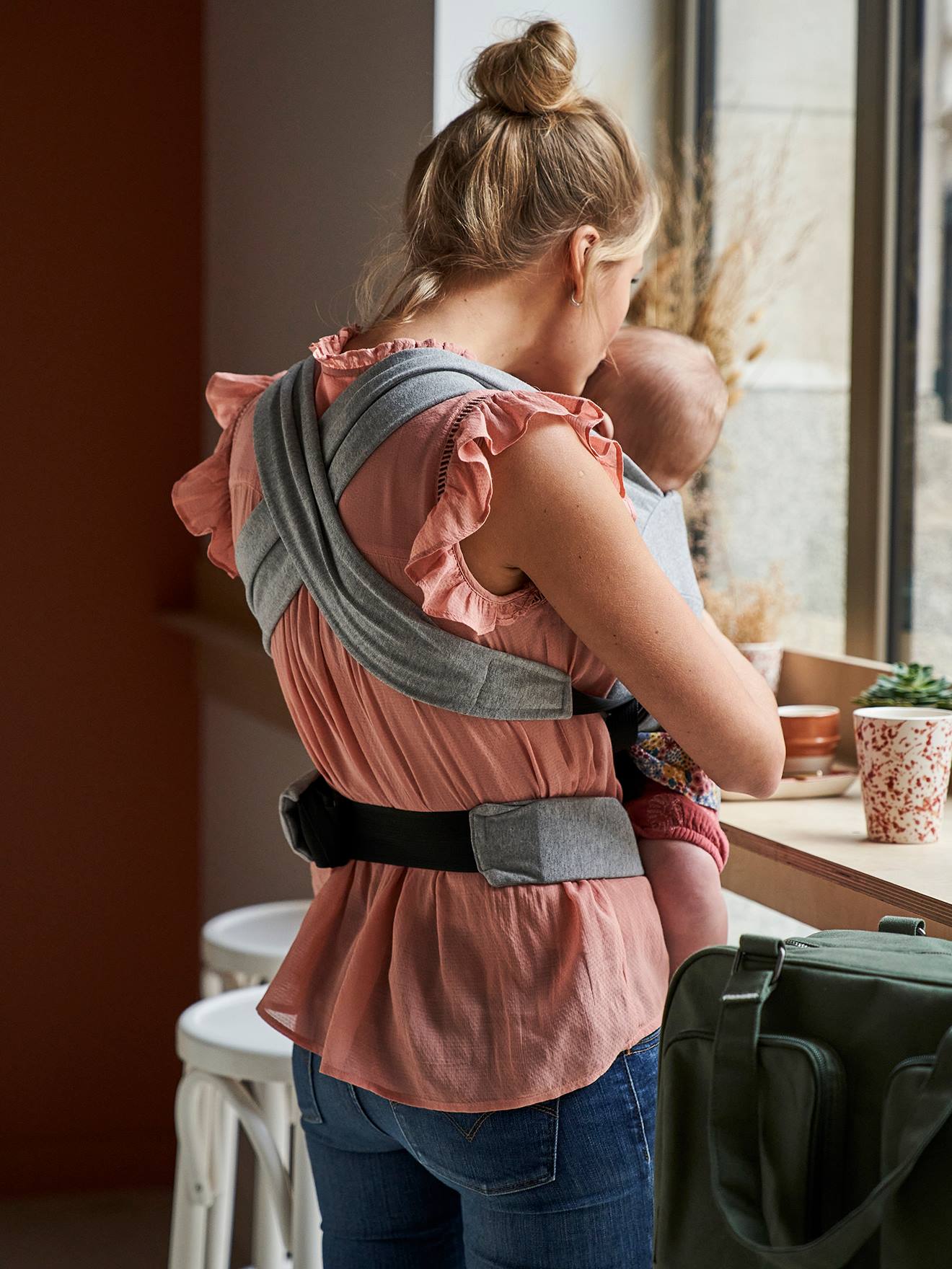 Vertbaudet Ergonomische Baby-Bauchtrage PHYSIOLOGIQUE+ - grau meliert