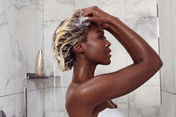 Schwarzkopf Professional BlondMe All Blondes Detox Shampoo
