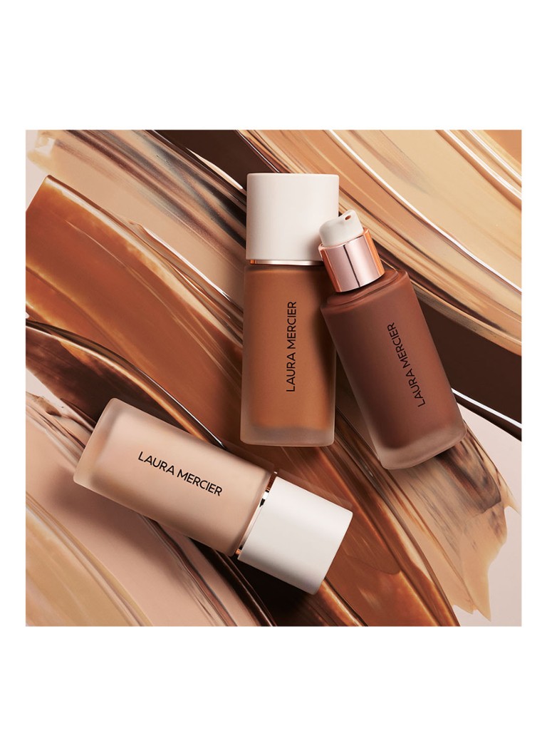 Fondotinta perfezionante Real Flawless Weightless di Laura Mercier