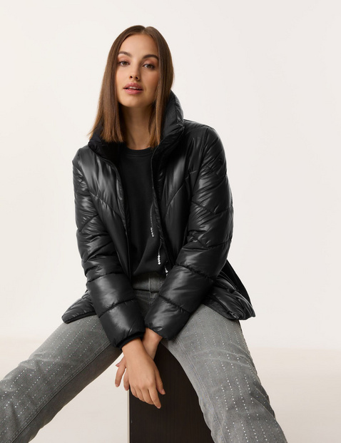 Steppjacke mit Glanz-Finish