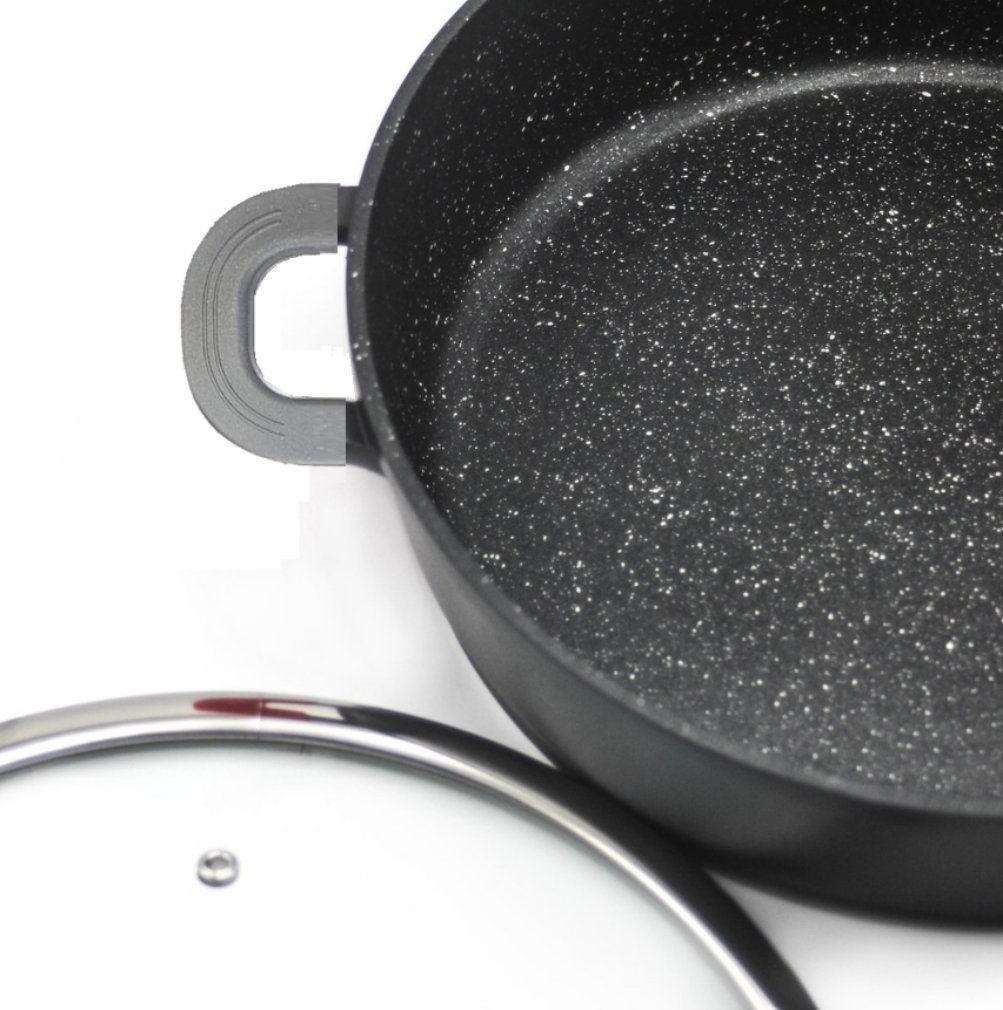KESSMANN Topf-Set Kochtopf mit Deckel 7-tlg Induktion Topf Set Aluguss Suppentopf, Aluminiumguss (Set, 7-tlg., Inkl. 2 Silikon Griffe 1 Pfannenwender 1 Kork-Untersetzer 1 Holzlöffel), Antihaft Topfset Induktionsgeeignet Fleischtopf Bräter Pfanne koch