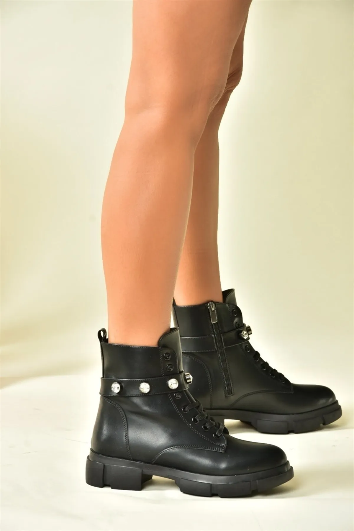 Fox Shoes  Black Stone Detaillierte Daily Damenstiefel N820003209