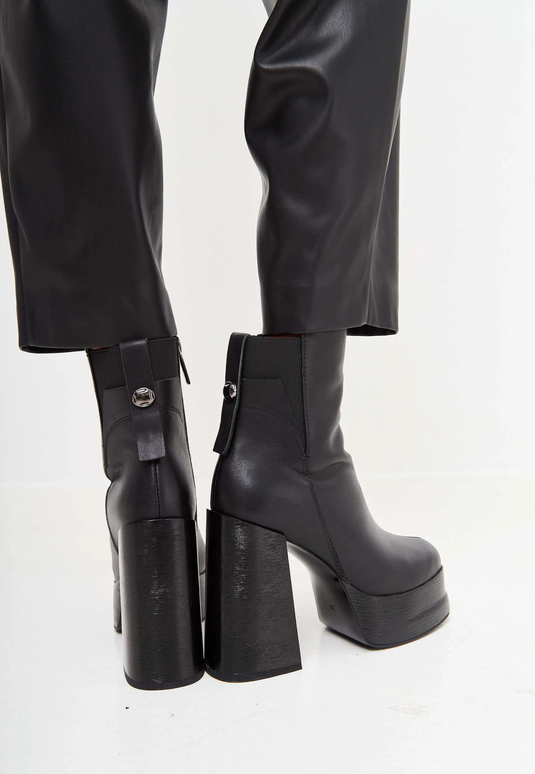 Botines de plataforma Cesare Gaspari