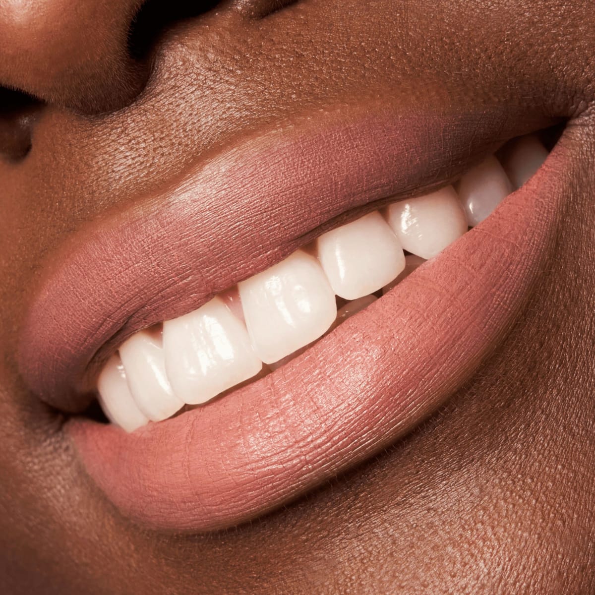 Lippenstift The Slim Stick 102 Over The Nude, 1,7 g