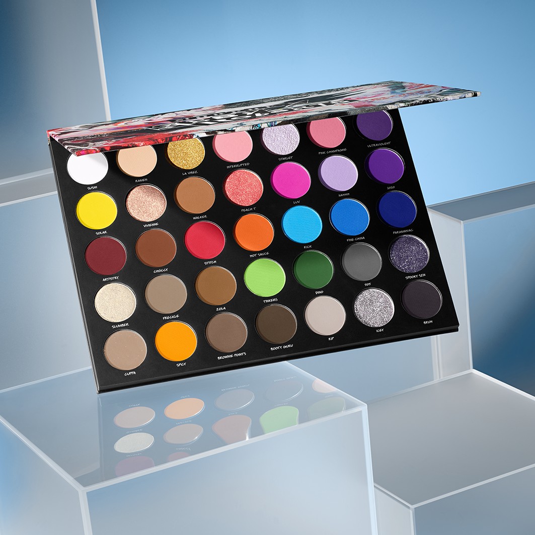35-PAN Artistry Palette