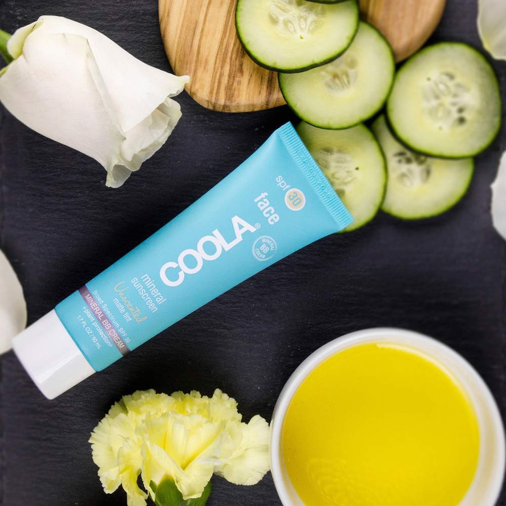 Coola Lotion Solaire Minérale Visage Mate Teintée SPF30 Protection solaire riche en ingrédientsnaturels hydratants et antioxydants