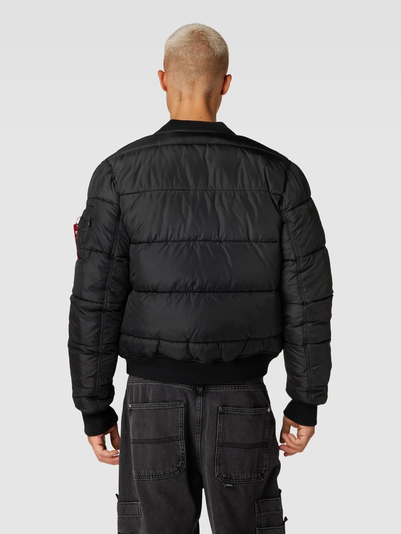 Bomberjacke mit Label-Detail in schwarz