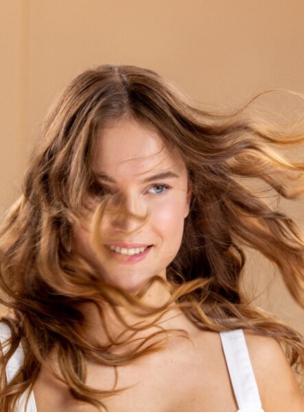 Hair Rituel by Sisley Soin Lavant Revitalisant Nourrissant Shampoo