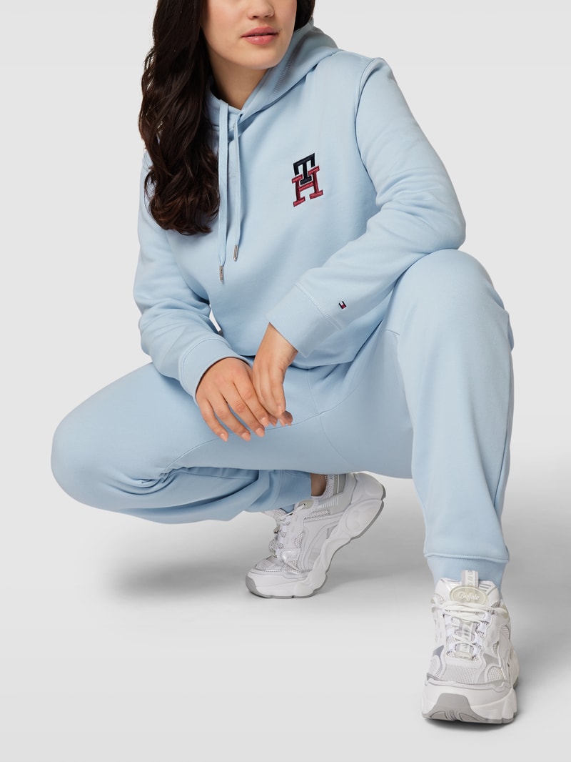 PLUS SIZE Sweatpants mit Label-Stitching in hellblau